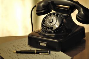old fashioned rotary telephone